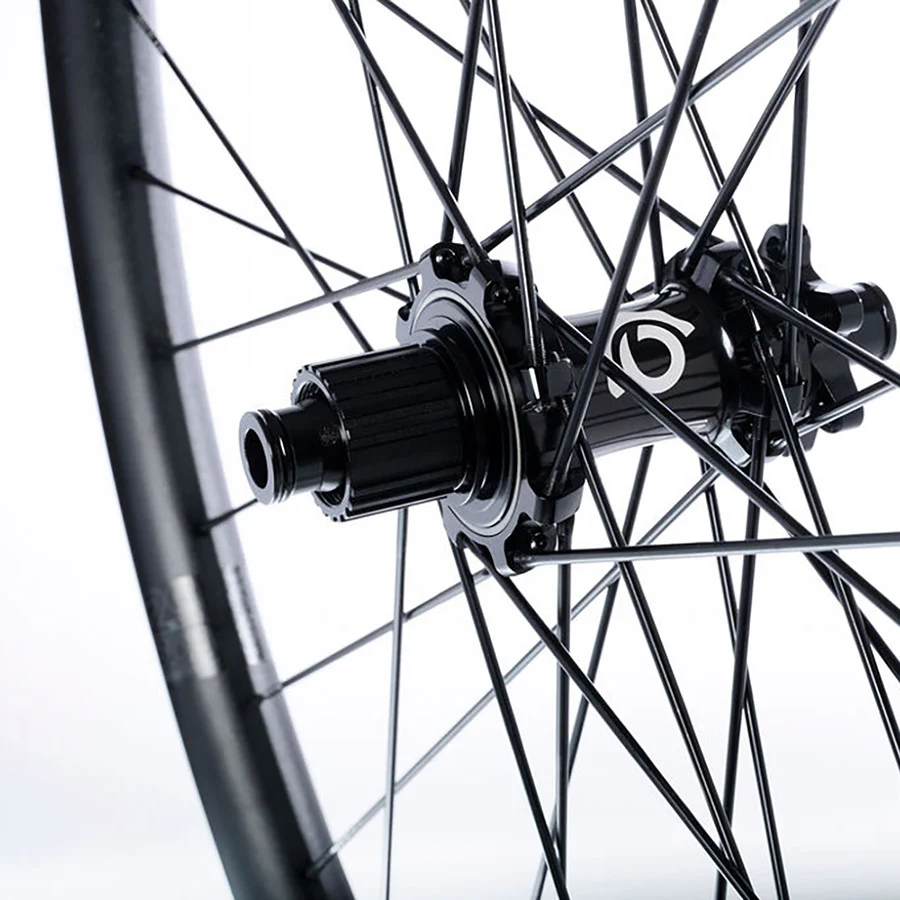 Industry Nine Hydra 2 Enduro Wheel Rear 29'' / 622 Holes: 32 12mm TA 157mm Disc IS 6-bolt SRAM XD